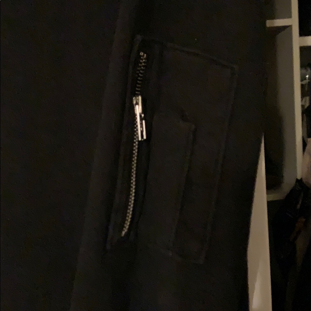 F21 Black Oversized Sweatshirt Sweater S M - Picture 2 of 3